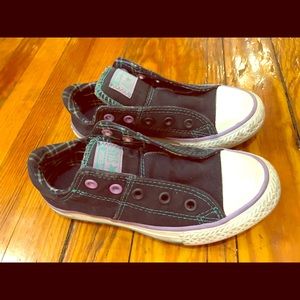 Converse sneakers girls